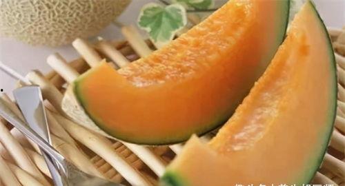 吃哈密瓜上不来气怎么办,哈密瓜引发呼吸困难？应对策略全解析