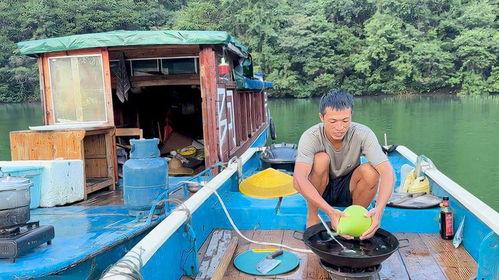 渔民吃瓜船,体验别样渔船生活
