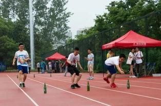 2024吃瓜校园操场,吃瓜群众的欢乐盛宴